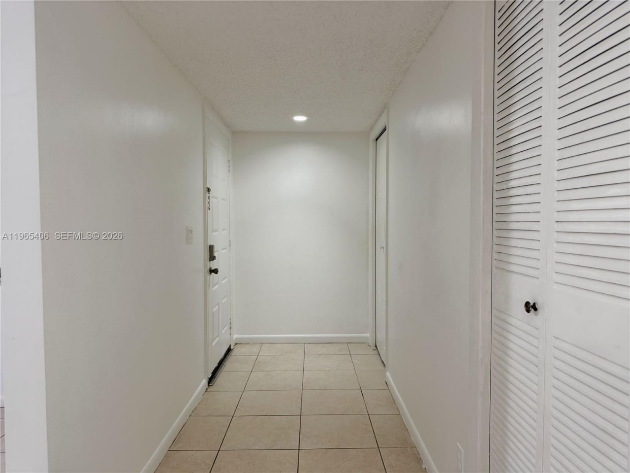 296 Racquet Club Rd, Unit 104, Weston, FL 33326 Photo