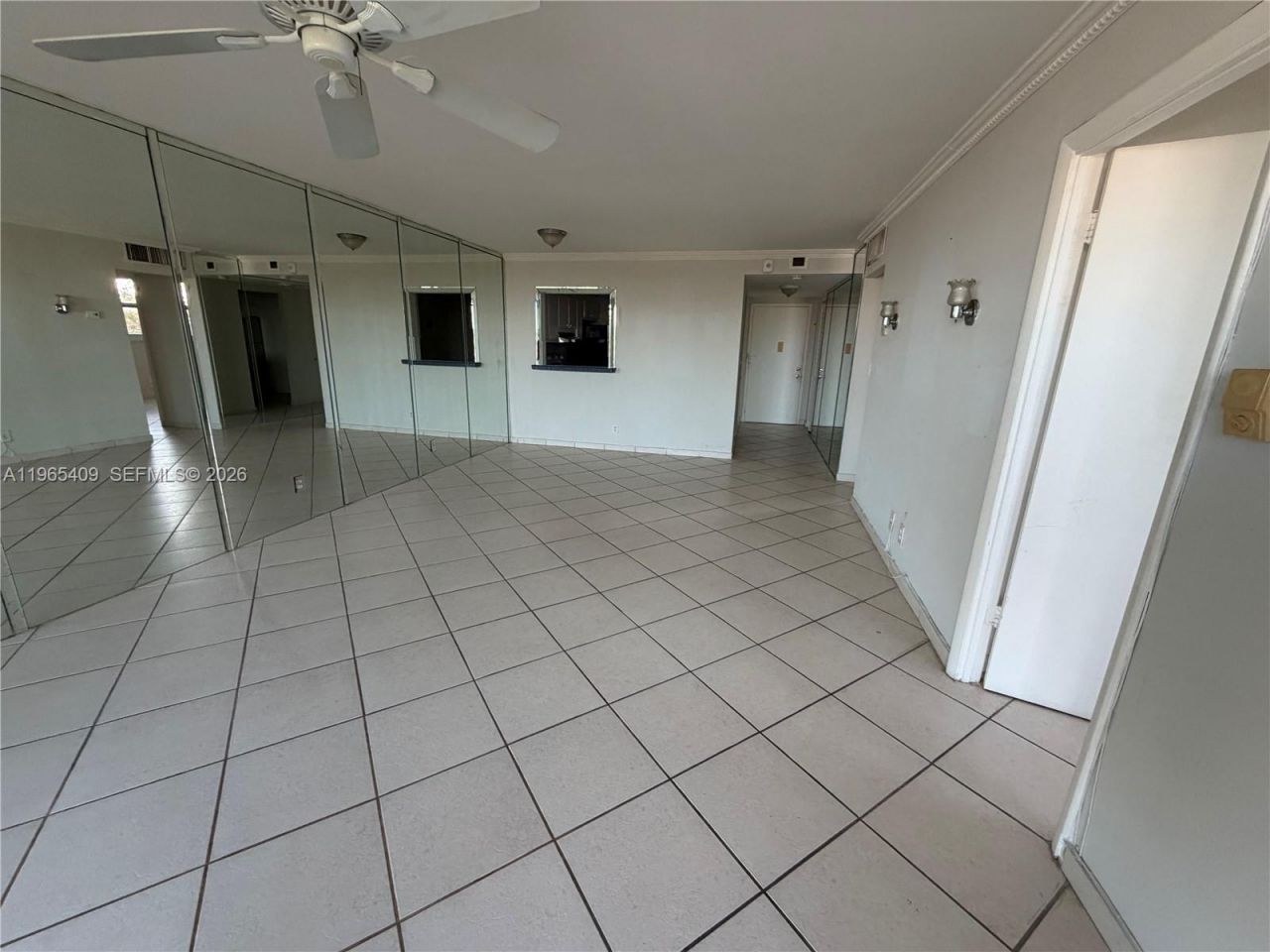 1830 Dixieanna St, Unit 406, Hollywood, FL 33020 Photo