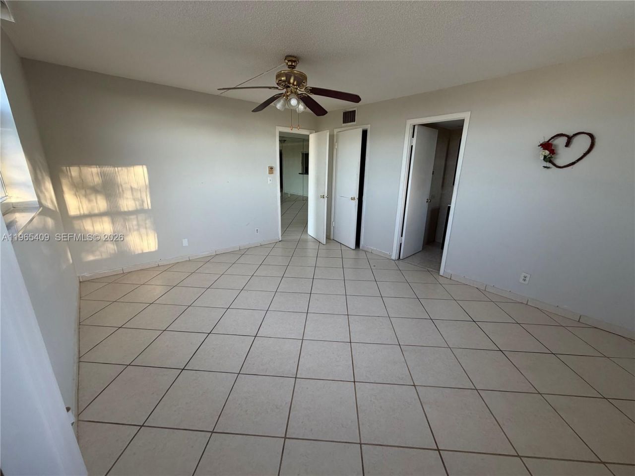1830 Dixieanna St, Unit 406, Hollywood, FL 33020 Photo