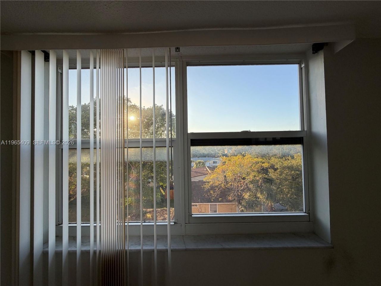 1830 Dixieanna St, Unit 406, Hollywood, FL 33020 Photo