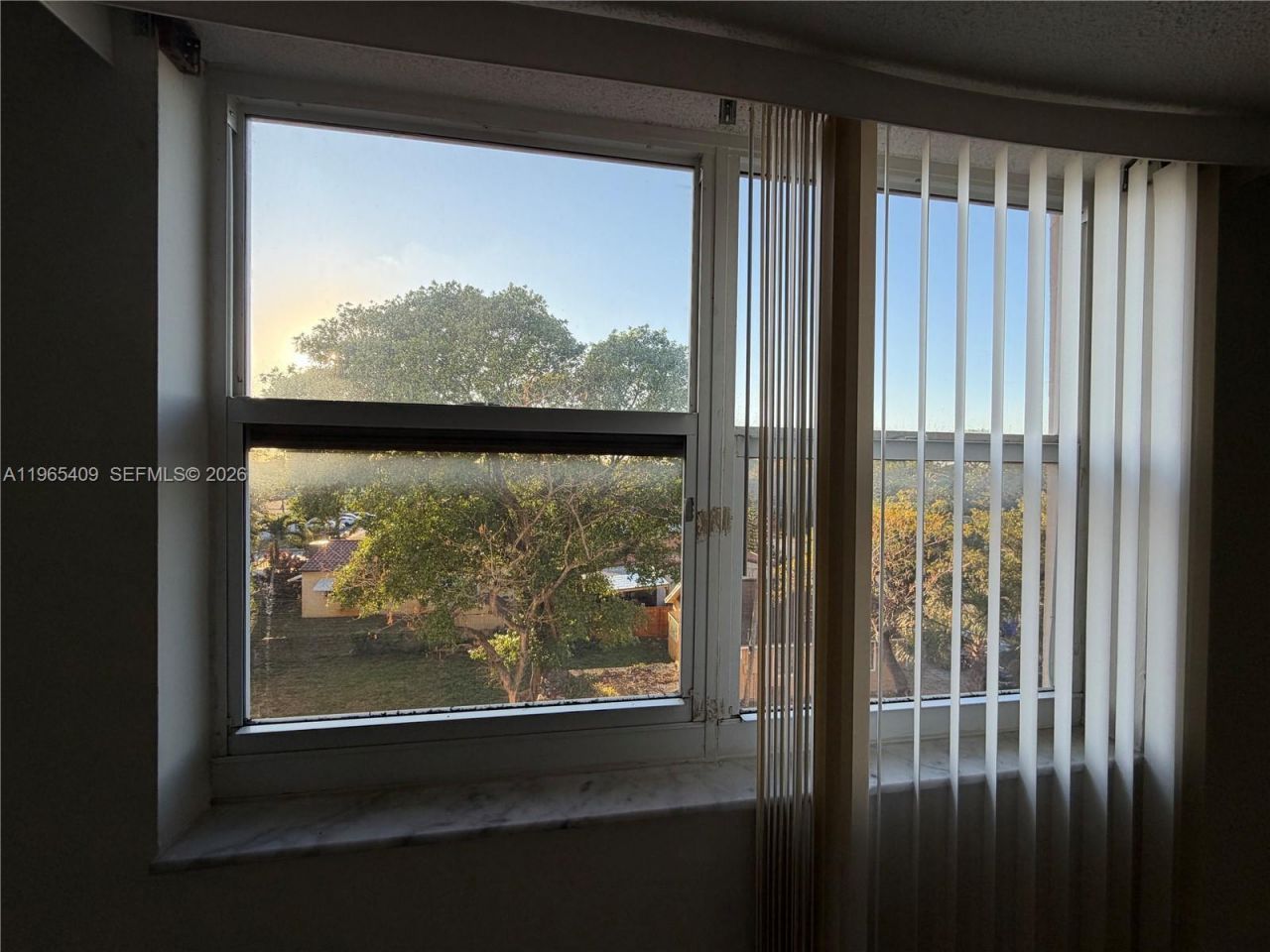 1830 Dixieanna St, Unit 406, Hollywood, FL 33020 Photo