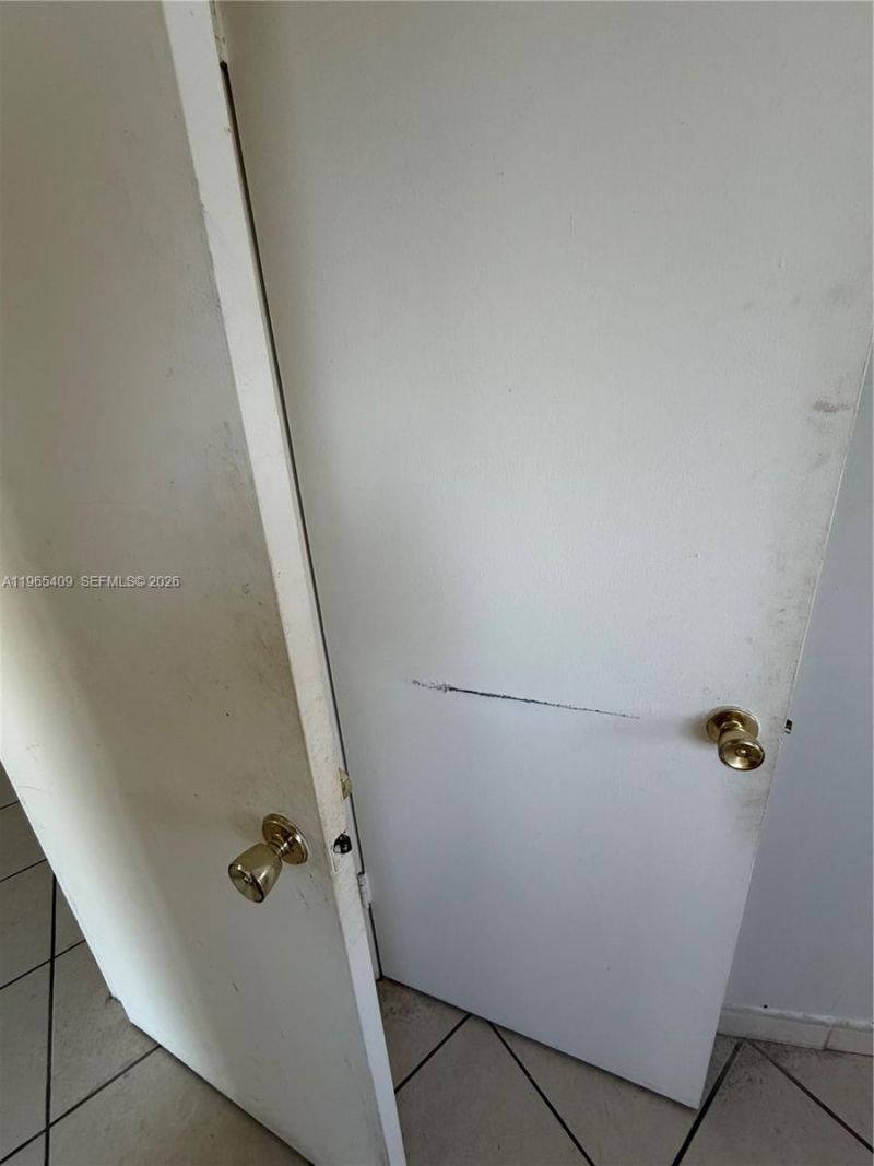 1830 Dixieanna St, Unit 406, Hollywood, FL 33020 Photo