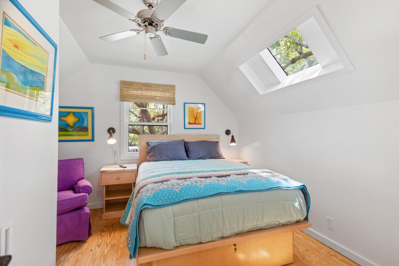 218 E Huron Avenue Photo 38