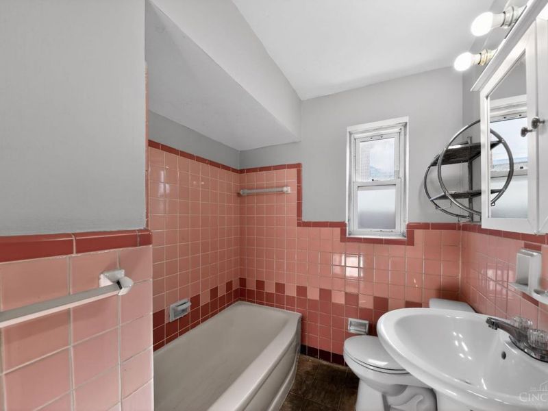 3118 Westwood Northern Boulevard, Cincinnati, OH 45211 Photo 16