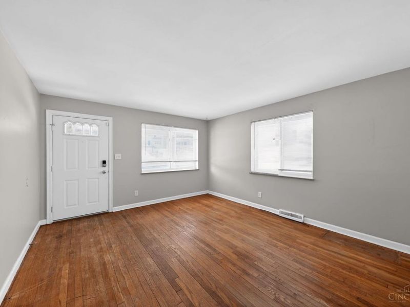 3118 Westwood Northern Boulevard, Cincinnati, OH 45211 Photo 4