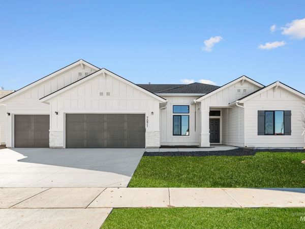 7071 E Amber Springs St, Nampa, ID 83687