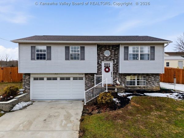 117 Rolling Meadows, Scott Depot, WV 25560