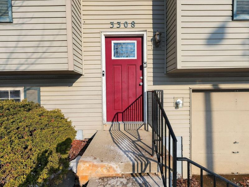 3308 Culloden Court, Reynoldsburg, OH 43068 Photo 2