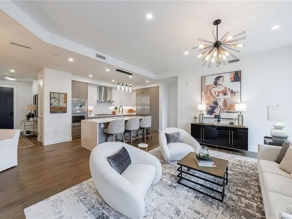 2425 Peachtree Road NE, Unit 503, Atlanta, GA 30305