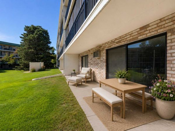10411 Cedar Lake Road, Unit 213, Minnetonka, MN 55305