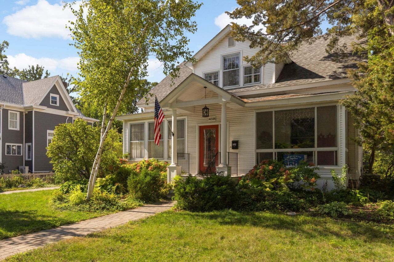 4008 Sheridan Avenue S, Minneapolis, MN 55410 Main Photo