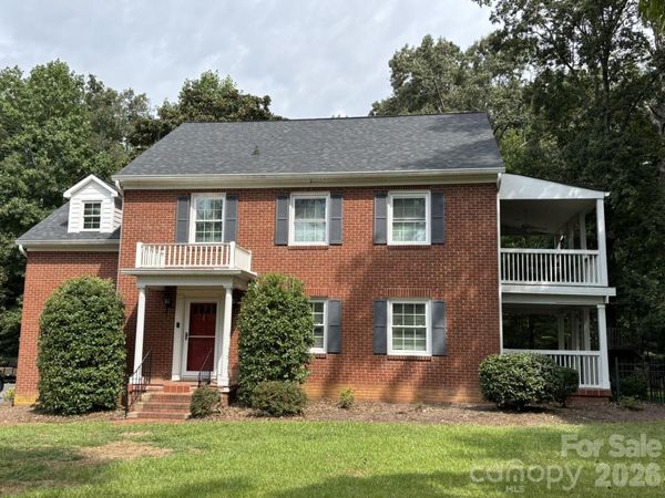 215 Biscoe Road , Troy, NC 27371