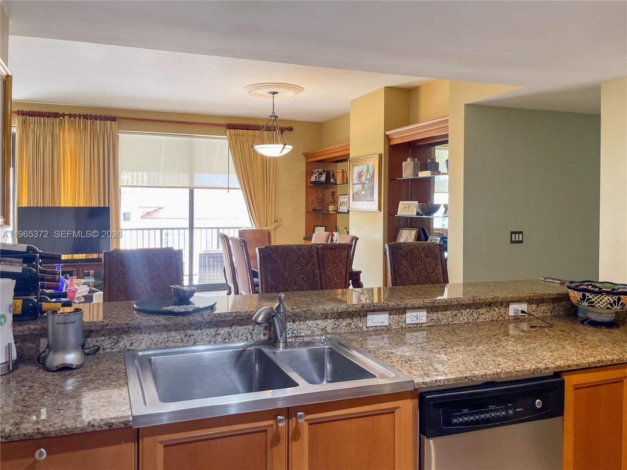 55 Merrick Way, Unit 812, Coral Gables, FL 33134 Photo