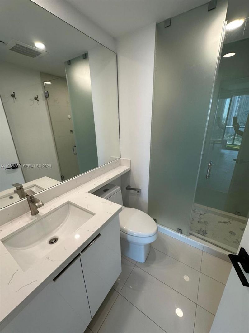 121 NE 34th St, Unit 1505, Miami, FL 33137 Photo
