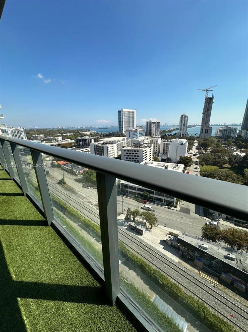 121 NE 34th St, Unit 1505, Miami, FL 33137 Photo