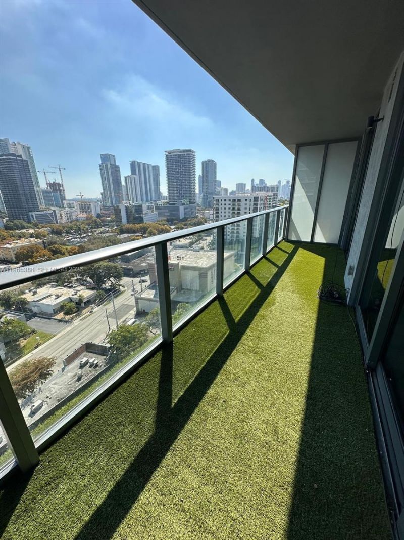 121 NE 34th St, Unit 1505, Miami, FL 33137 Photo