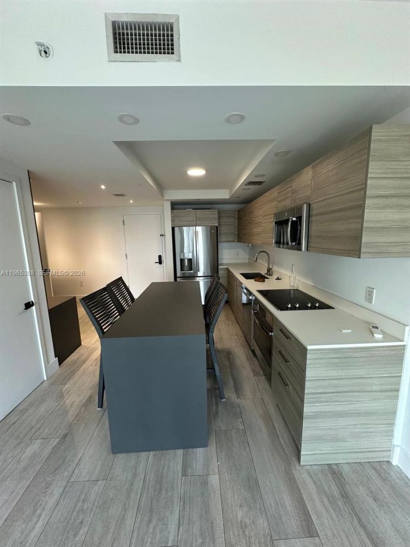 121 NE 34th St, Unit 1505, Miami, FL 33137 Photo