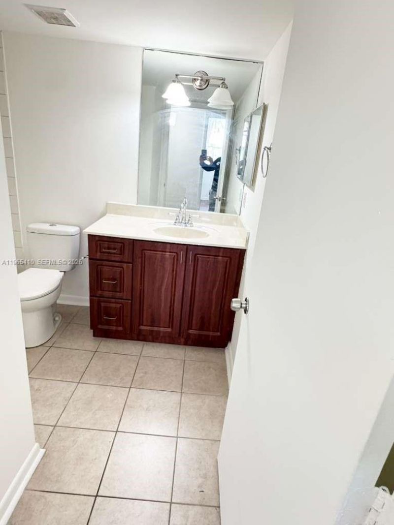 1715 Village Blvd , Unit 102, West Palm Beach, FL 33409 Photo