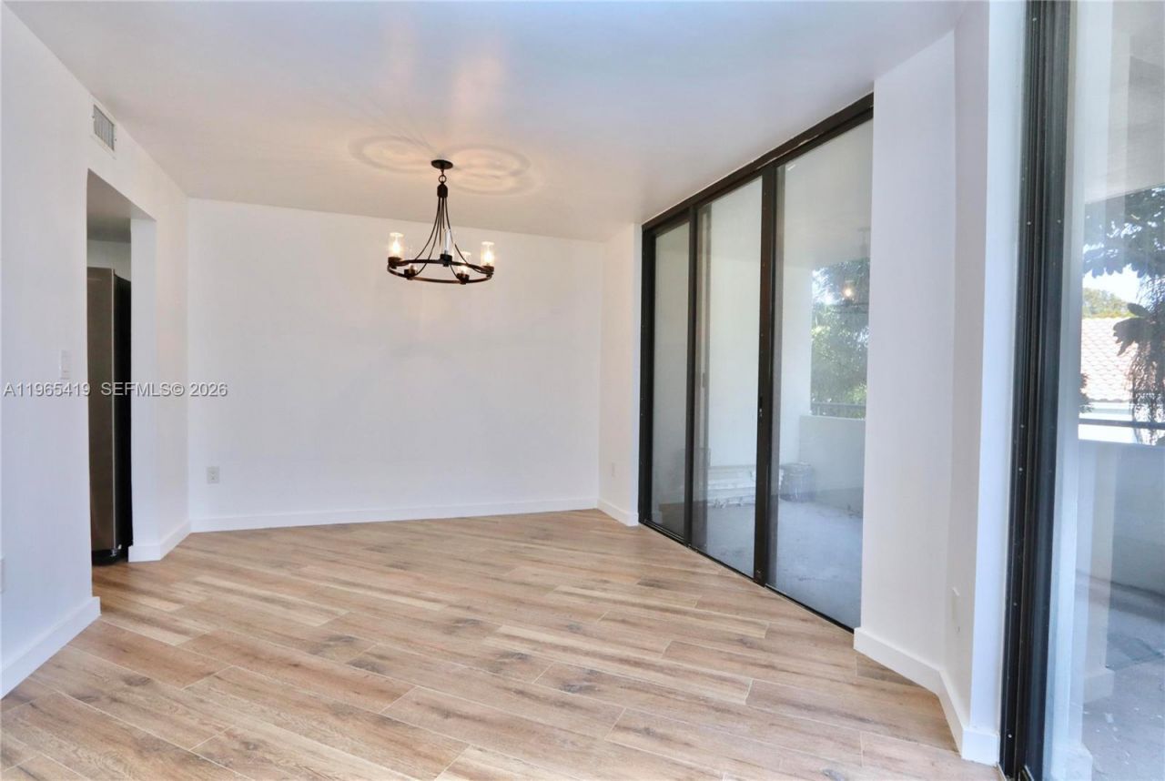 21075 NE 34th Ave, Unit 205-2, Aventura, FL 33180 Photo