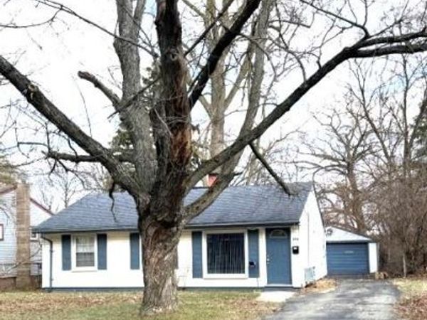 694 Emerson Avenue, Pontiac, MI 48340