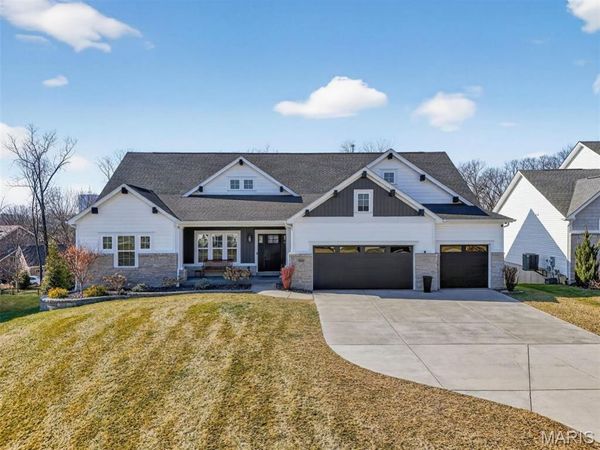 344 Royal Dornoch Court, Dardenne Prairie, MO 63368