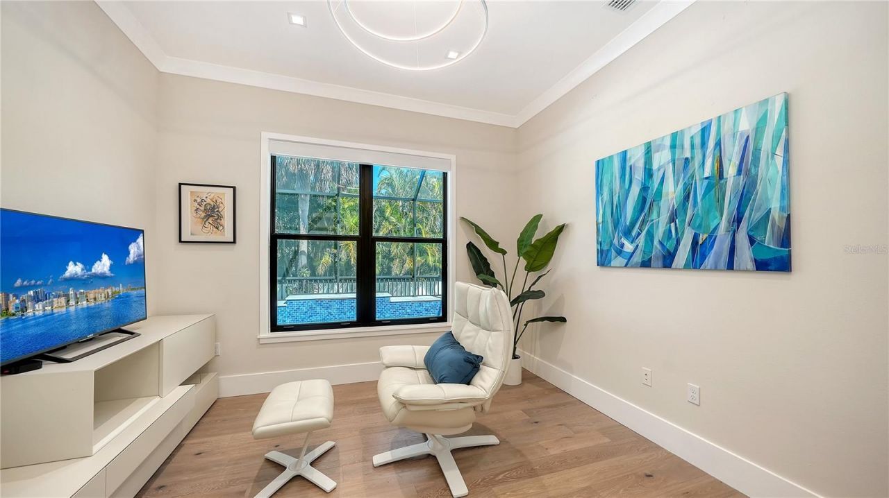 575 S Spoonbill Drive, Sarasota, FL 34236 Photo