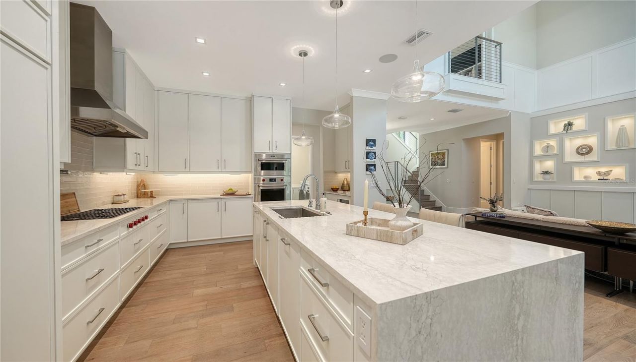 575 S Spoonbill Drive, Sarasota, FL 34236 Photo