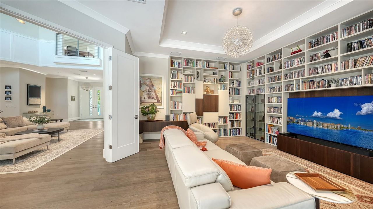 575 S Spoonbill Drive, Sarasota, FL 34236 Photo