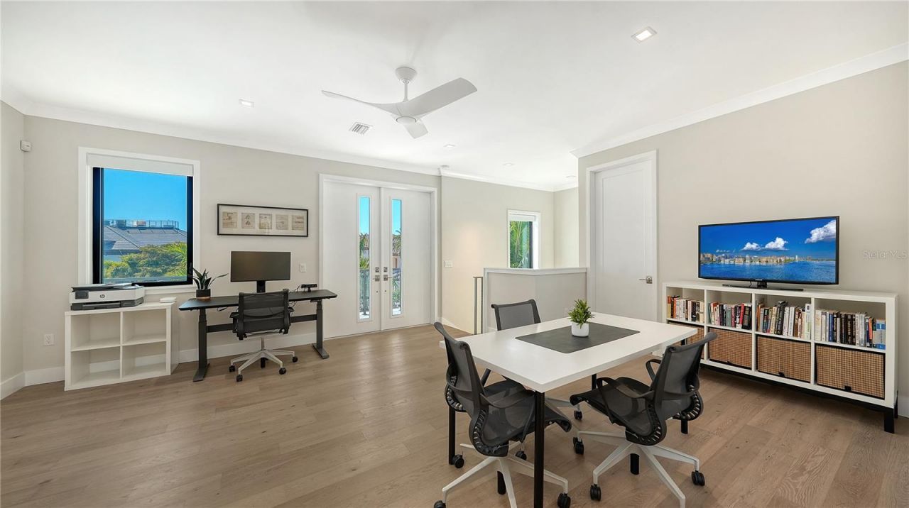 575 S Spoonbill Drive, Sarasota, FL 34236 Photo