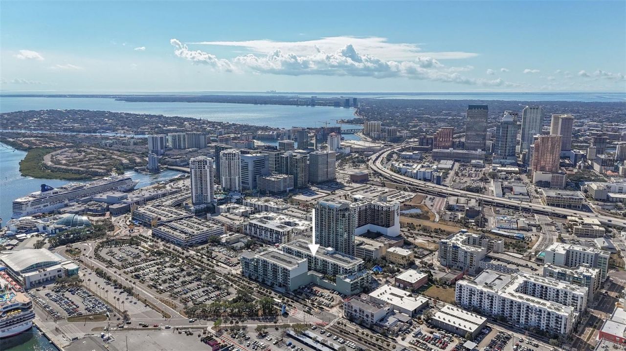 111 N 12TH STREET Tampa, FL 33602