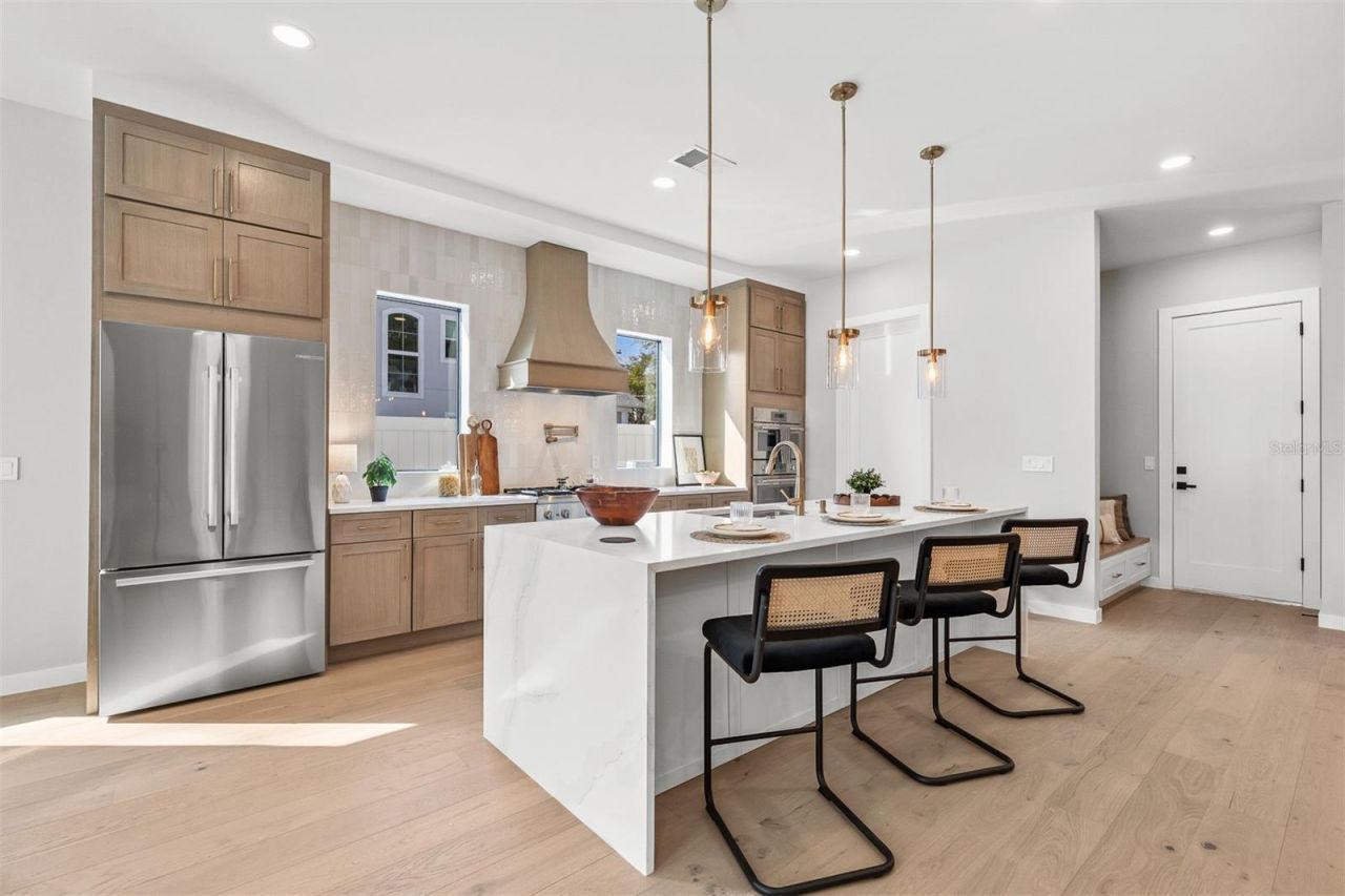 22 E Steele Street, Orlando, FL 32804 Photo