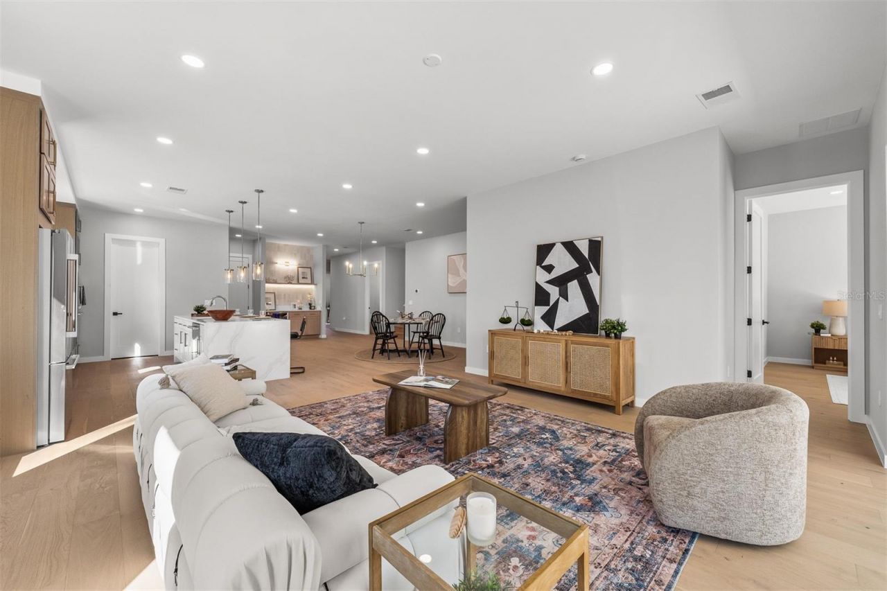 22 E Steele Street, Orlando, FL 32804 Photo