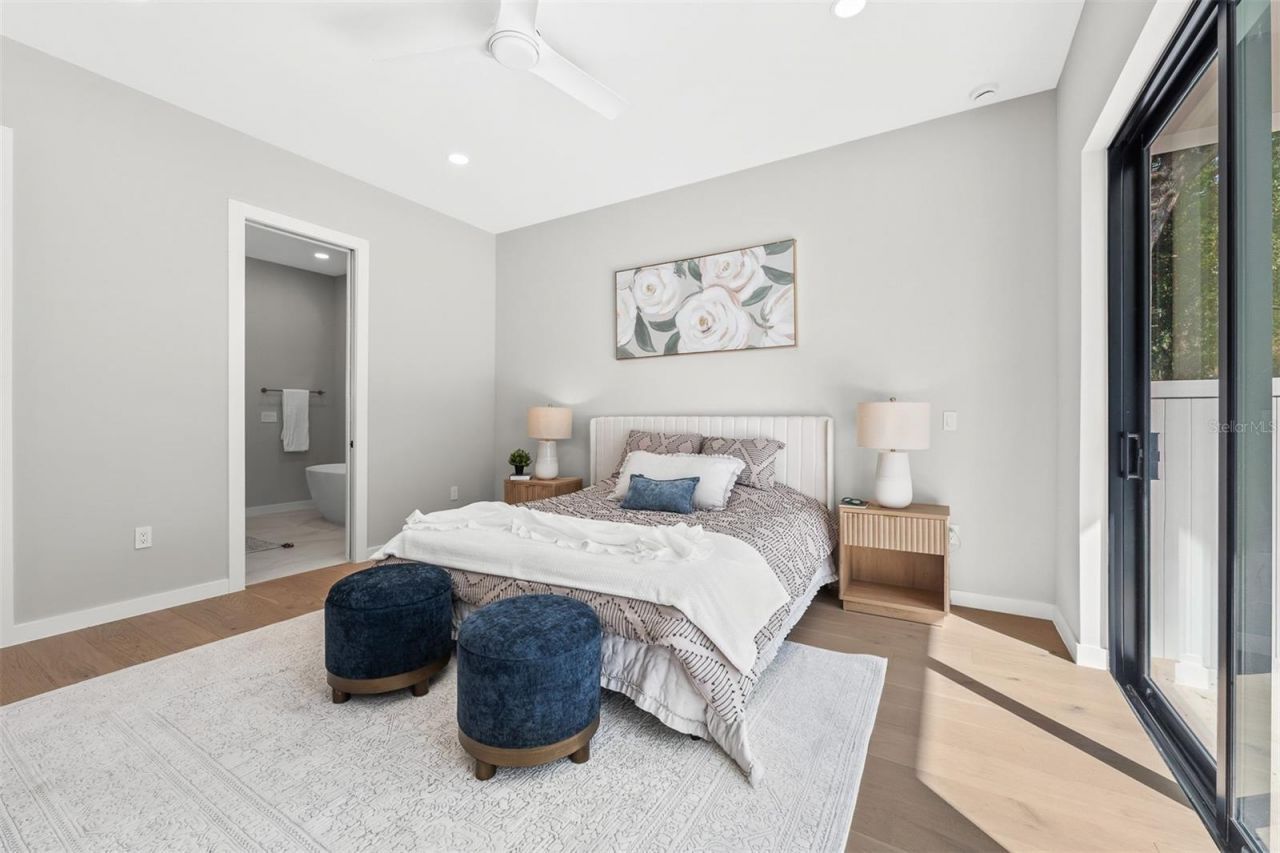 22 E Steele Street, Orlando, FL 32804 Photo