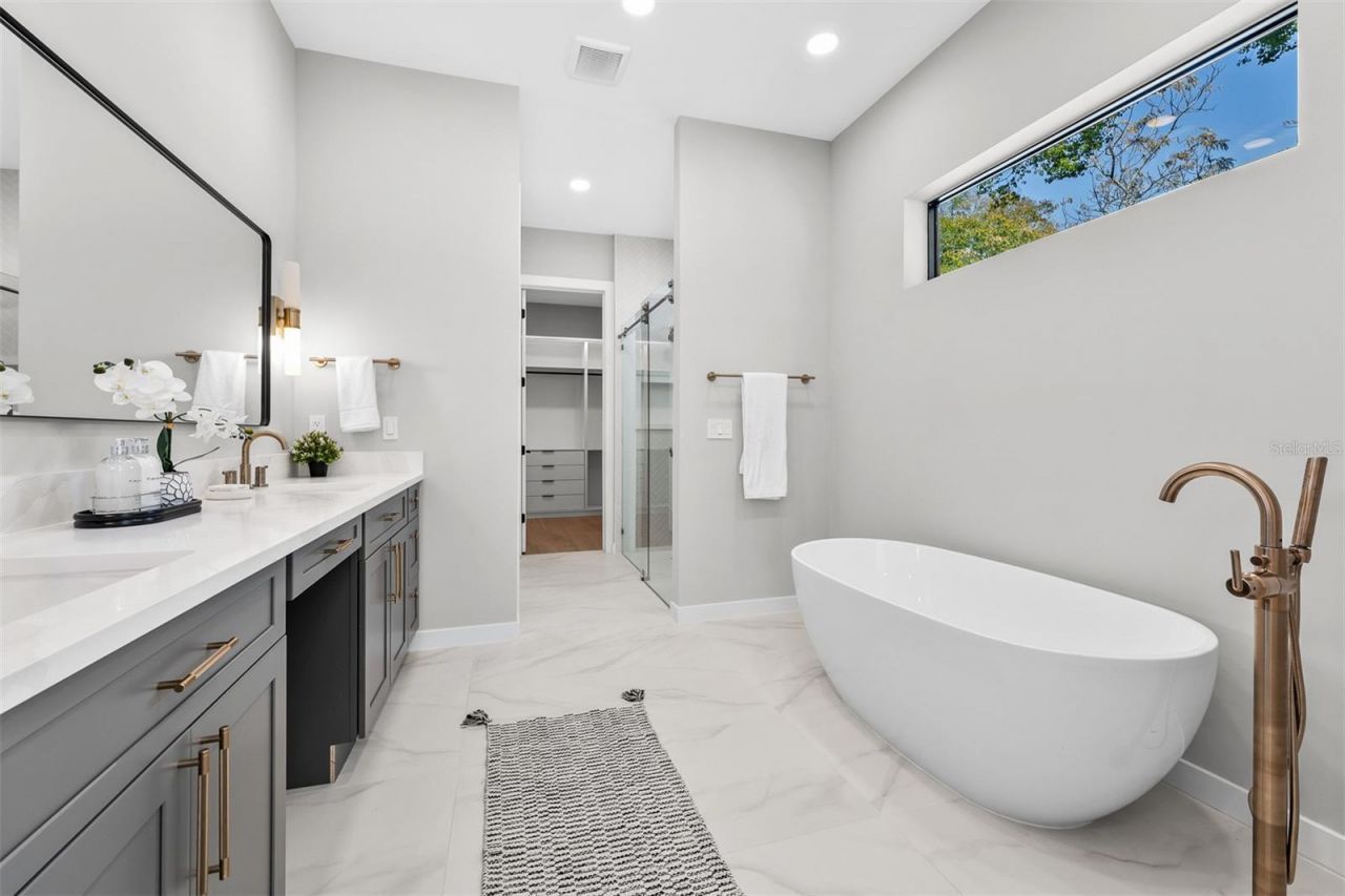 22 E Steele Street, Orlando, FL 32804 Photo