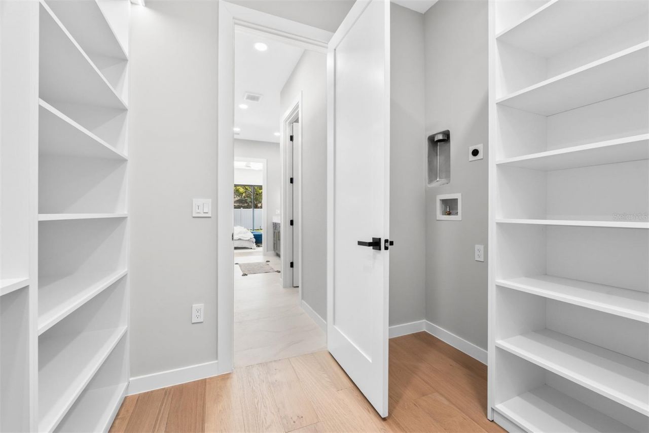 22 E Steele Street, Orlando, FL 32804 Photo