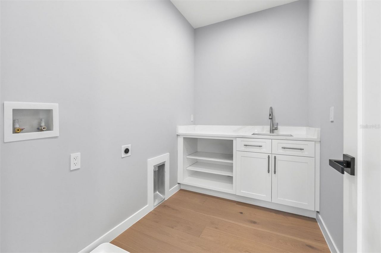 22 E Steele Street, Orlando, FL 32804 Photo