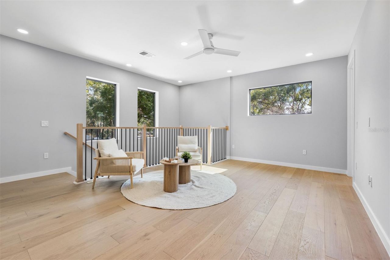 22 E Steele Street, Orlando, FL 32804 Photo