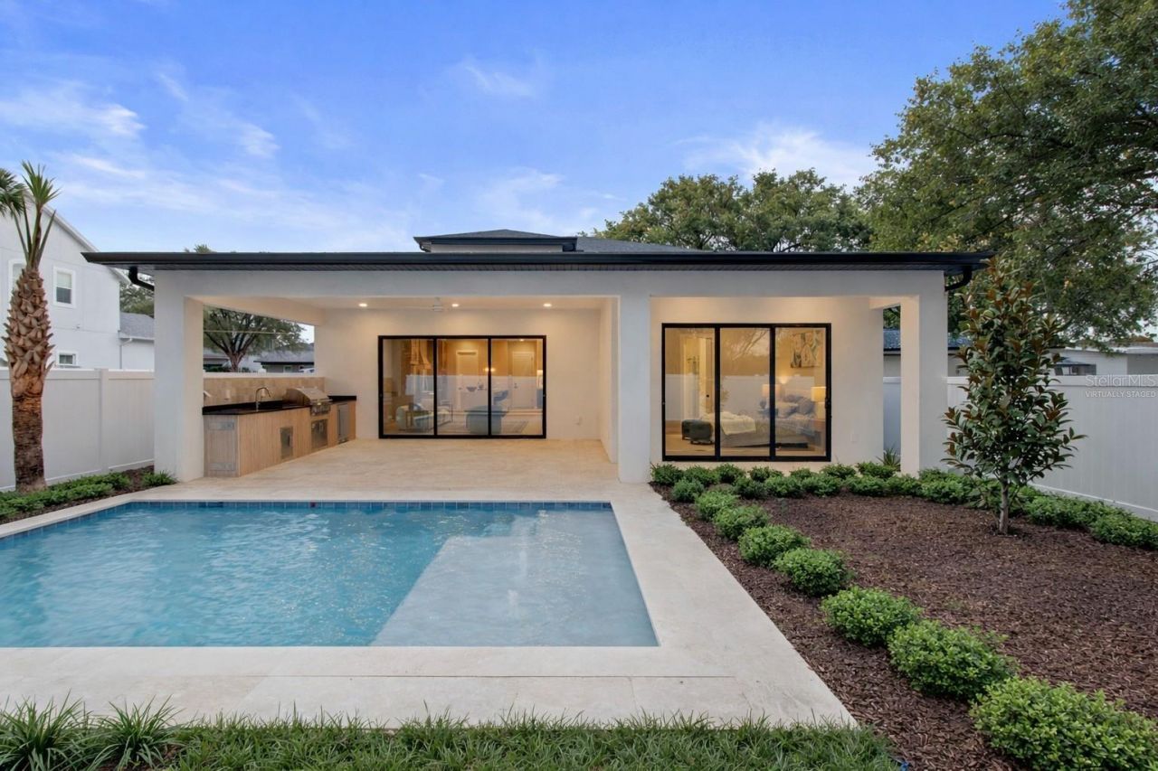 22 E Steele Street, Orlando, FL 32804 Photo