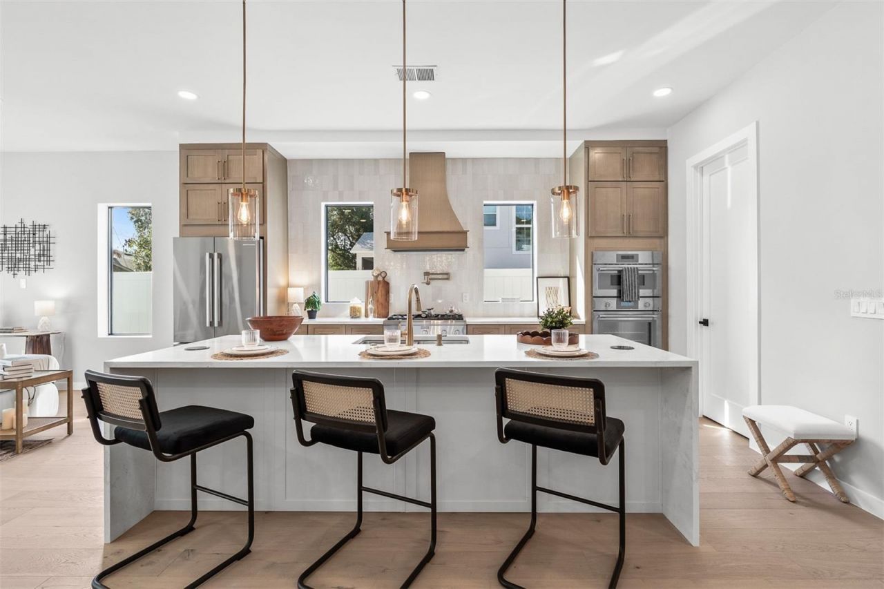 22 E Steele Street, Orlando, FL 32804 Photo