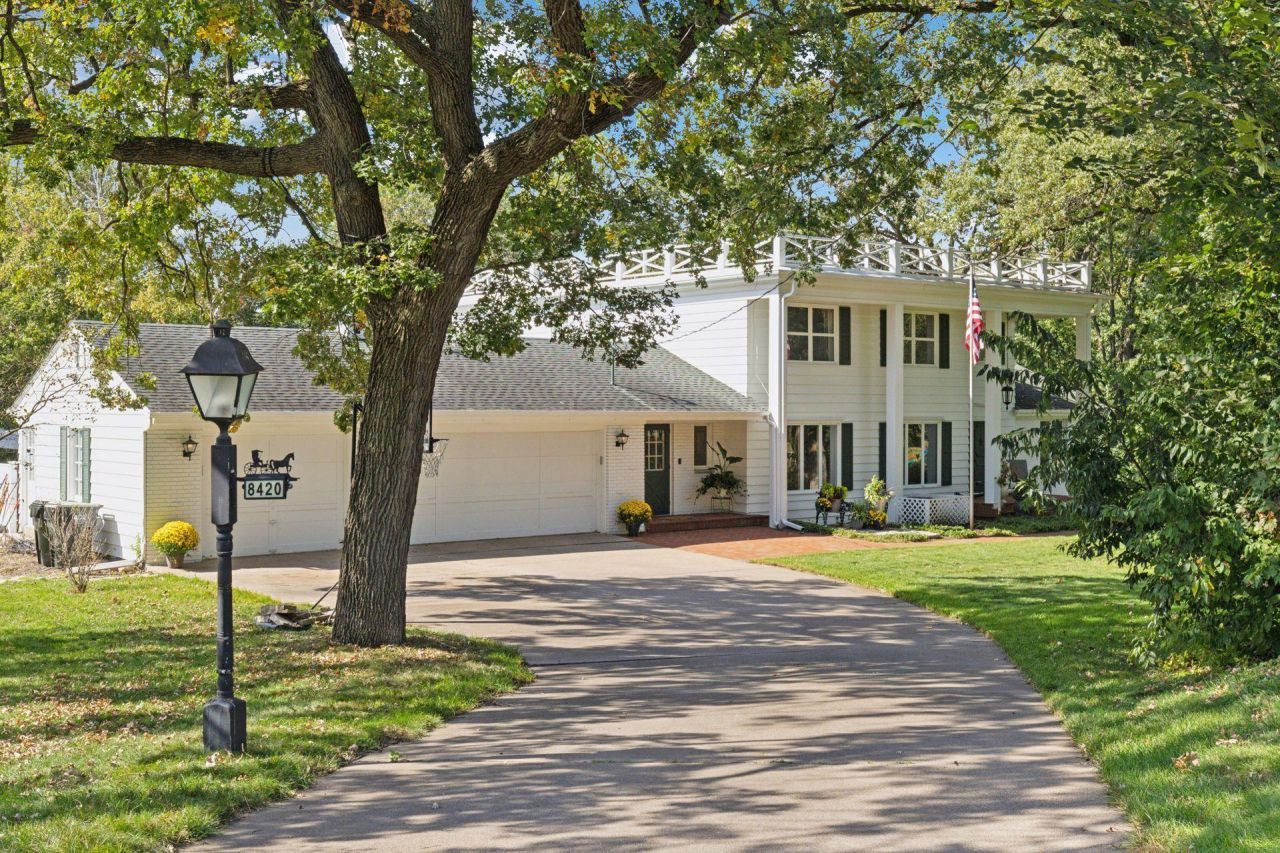 8420 Palm Street NW Coon Rapids, MN 55433