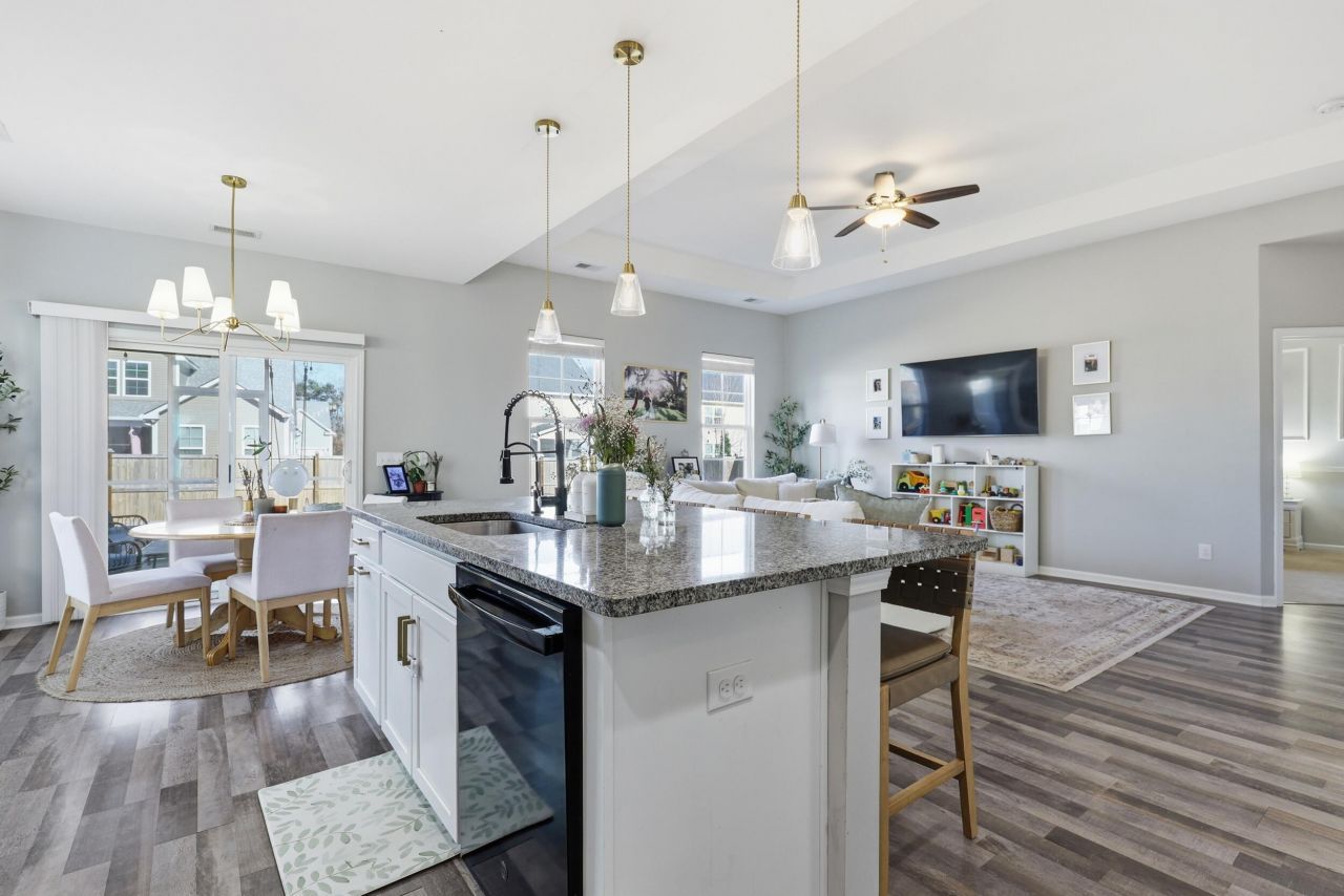 1349 Hermitage Lane Photo 10