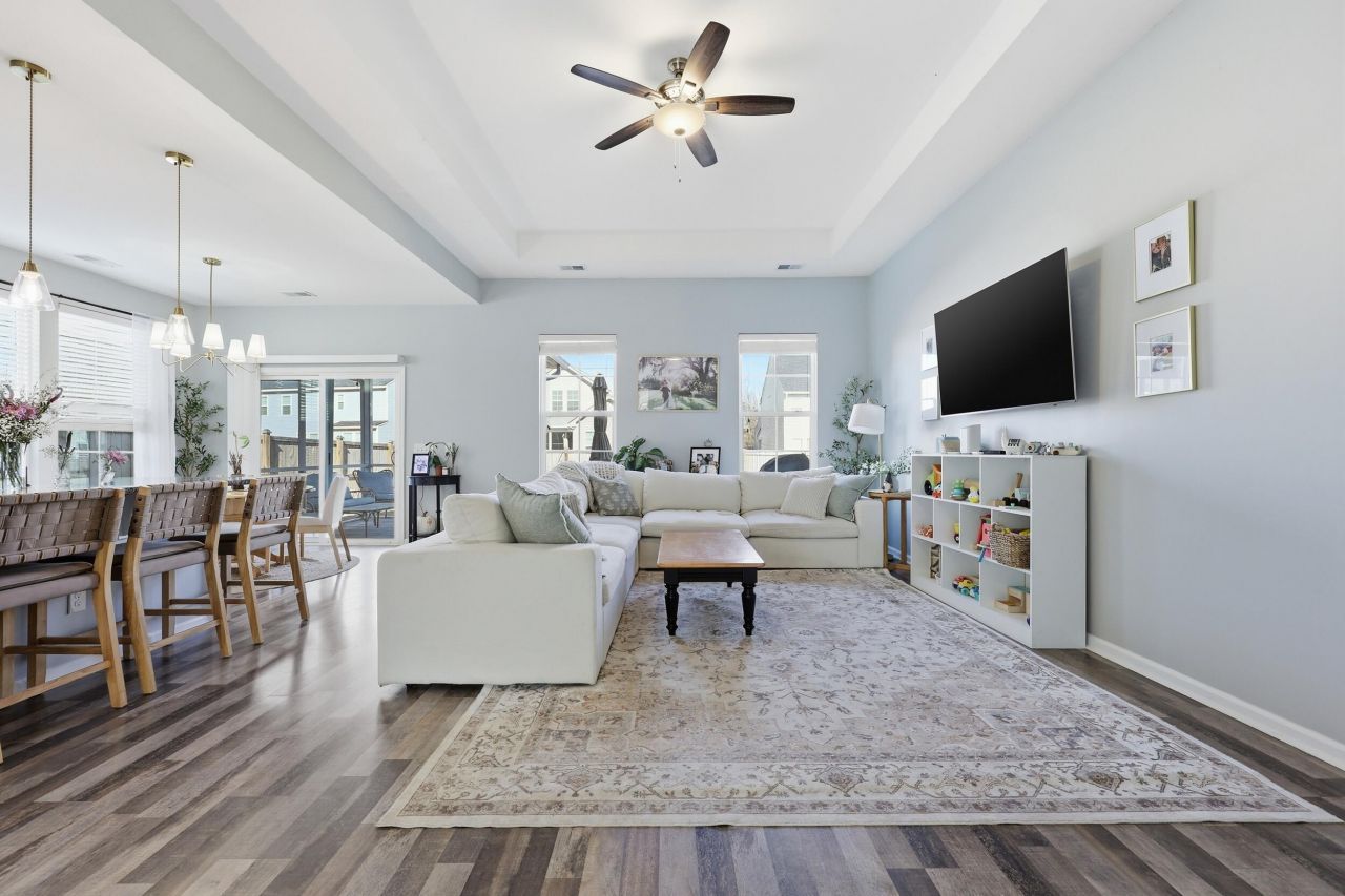 1349 Hermitage Lane Photo 15