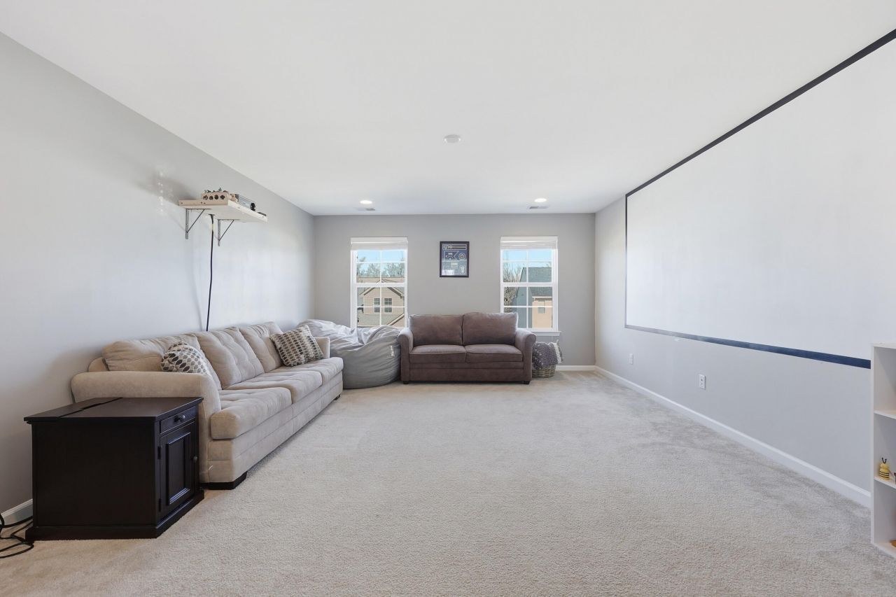 1349 Hermitage Lane Photo 26