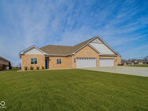 425 Janis Avenue, Pendleton, IN 46064