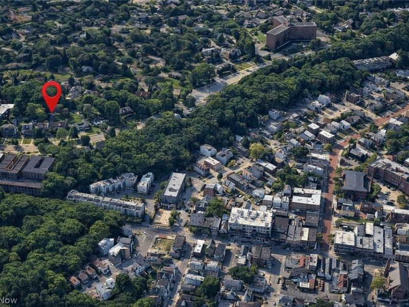 2410 Overlook Road, Cleveland Heights, OH 44106 Photo 3