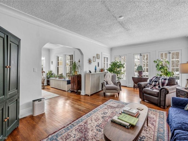 2410 Overlook Road, Cleveland Heights, OH 44106 Photo 9