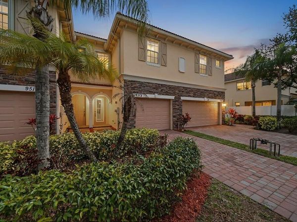 9515 SW Otter Lane, Stuart, FL 34997