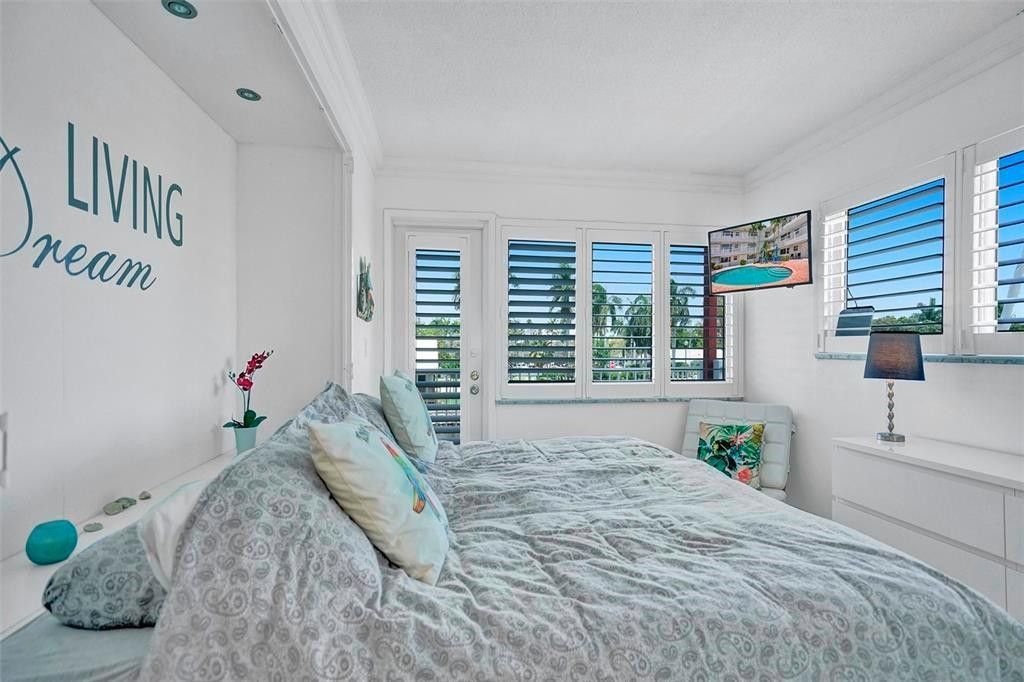 535 Hendricks Isle, Unit 209, Fort Lauderdale, FL 33301 Photo