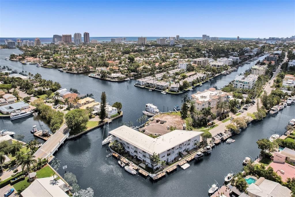 535 Hendricks Isle, Unit 209, Fort Lauderdale, FL 33301 Photo