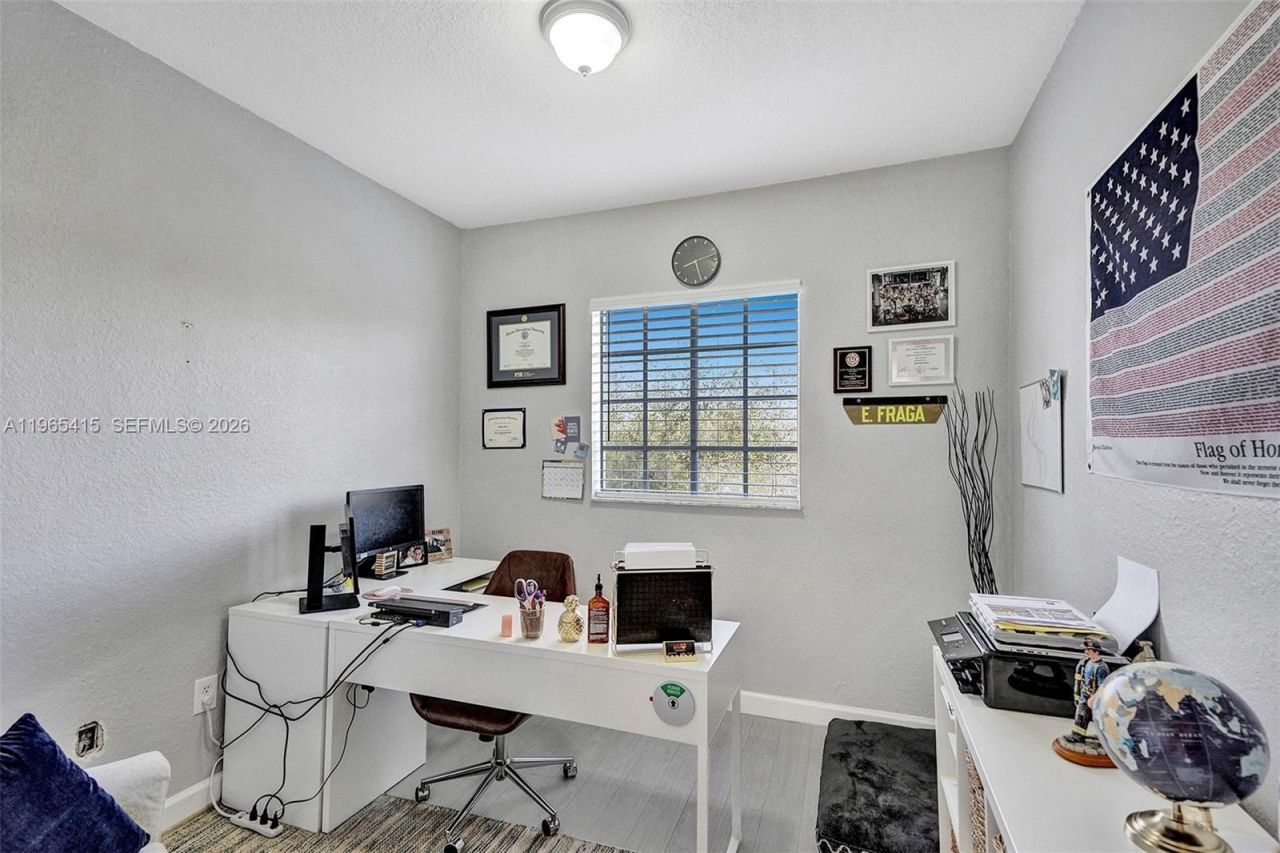 8518 SW 214th Ln, Cutler Bay, FL 33189 Photo